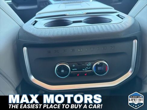 New 2025 Ford Expedition Max Platinum w/ Driver's Package image 22