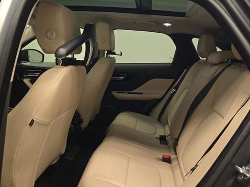 Used 2020 Jaguar F-PACE Premium AWD/4WD image 7