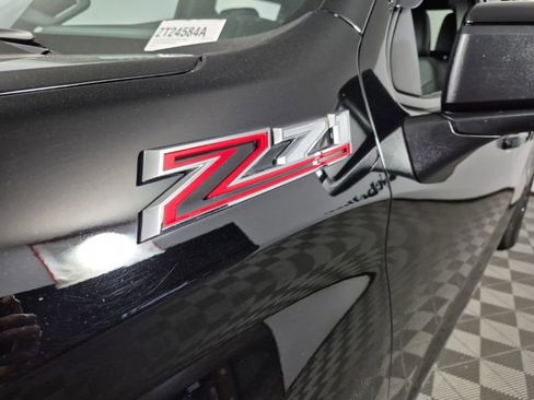 Certified 2025 Chevrolet Silverado 1500 LT Trail Boss w/ Convenience Package II image 4