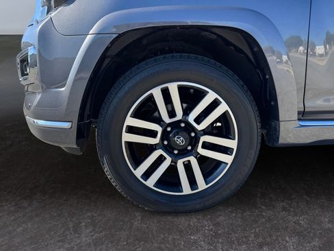 Used 2018 Toyota 4Runner Limited image 9