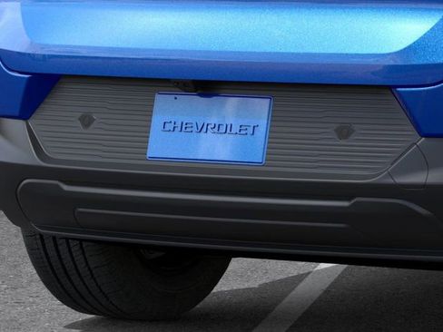 New 2026 Chevrolet Equinox EV LT image 14