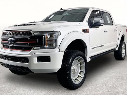 Used 2019 Ford F150 Lariat w/ Equipment Group 502A Luxury AWD/4WD image 13
