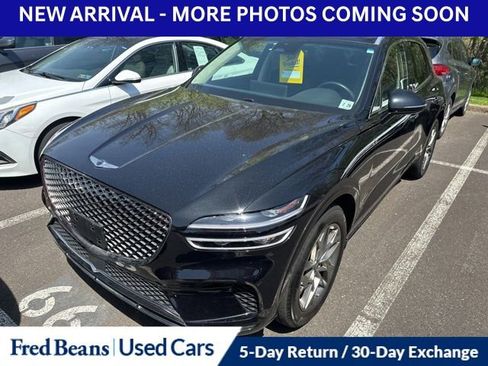 Used 2024 Genesis GV70 2.5T w/ Select Package AWD/4WD image 2