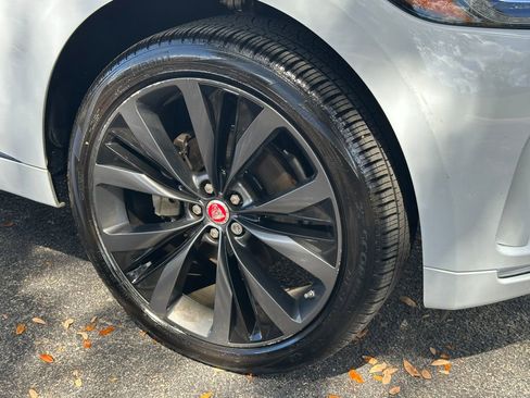 Used 2020 Jaguar F-PACE R-Sport image 59