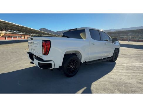 Used 2022 GMC Sierra 1500 Elevation w/ LPO, Elevation Black Package image 8