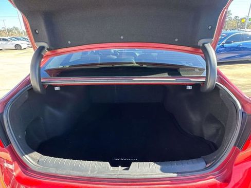 Used 2017 Hyundai Sonata Limited FWD image 11