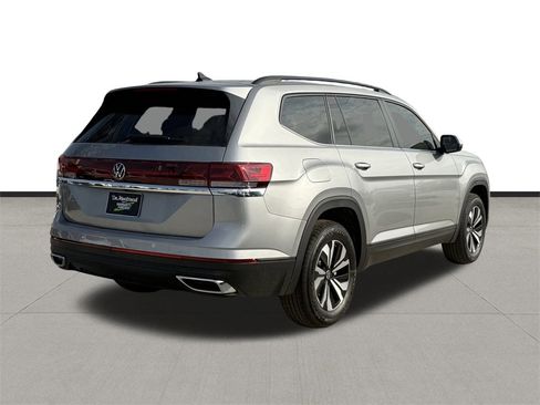 New 2026 Volkswagen Atlas SE image 5