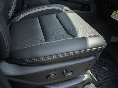 New 2026 RAM 1500 Rebel AWD/4WD image 40