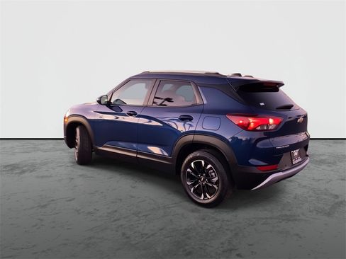 Used 2023 Chevrolet TrailBlazer LT w/ Convenience Package image 6