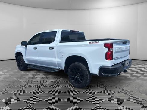 Used 2022 Chevrolet Silverado 1500 LT Trail Boss w/ LT Trail Boss Premium Package AWD/4WD image 3