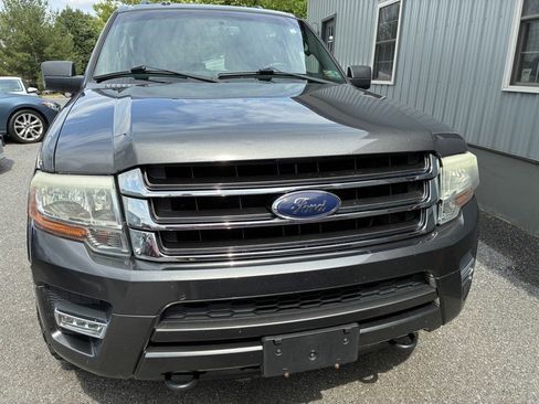 Used 2015 Ford Expedition XLT AWD/4WD image 2