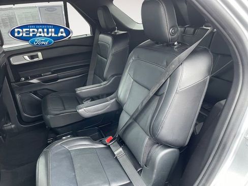 Used 2020 Ford Explorer Limited w/ Class III Trailer Tow Package image 17