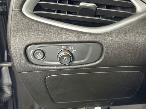 Used 2023 Chevrolet Malibu LT image 18