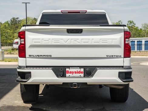 Used 2023 Chevrolet Silverado 1500 Custom AWD/4WD image 7