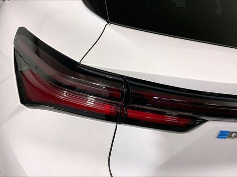 Used 2025 Chevrolet Equinox EV LT image 27