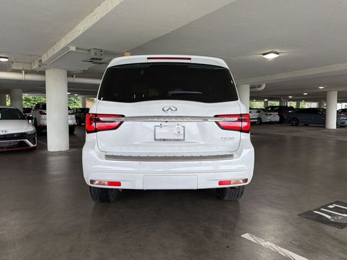 Used 2022 INFINITI QX80 Sensory w/ All-Season Package RWD image 8