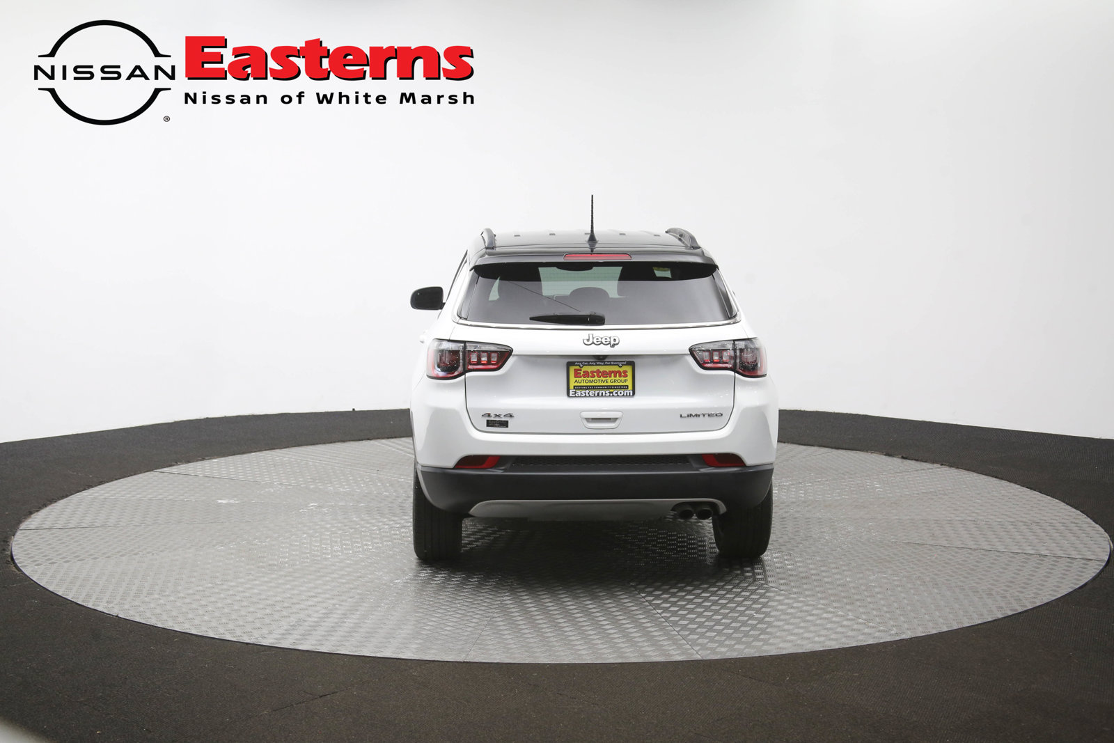 Used 2022 Jeep Compass Limited AWD/4WD image 35