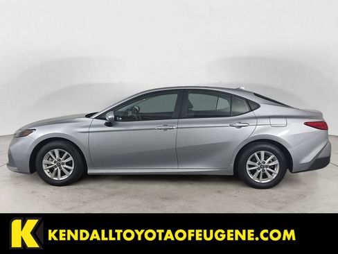 Used 2025 Toyota Camry LE FWD image 2