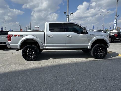 Used 2015 Ford F150 Lariat w/ Equipment Group 501A Mid image 4