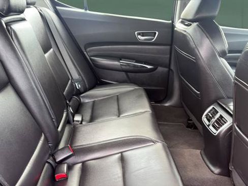Used 2020 Acura TLX FWD image 21