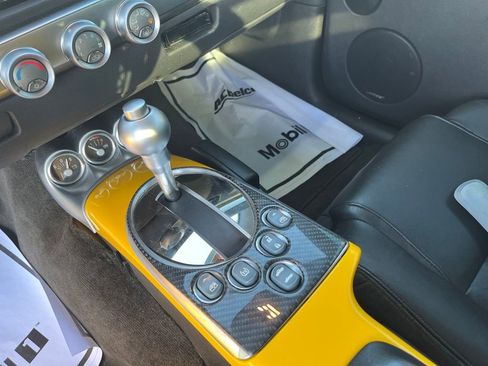 Used 2004 Chevrolet SSR w/ Preferred Equipment Group image 41