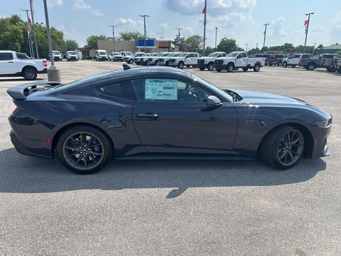 New 2025 Ford Mustang Dark Horse image 17