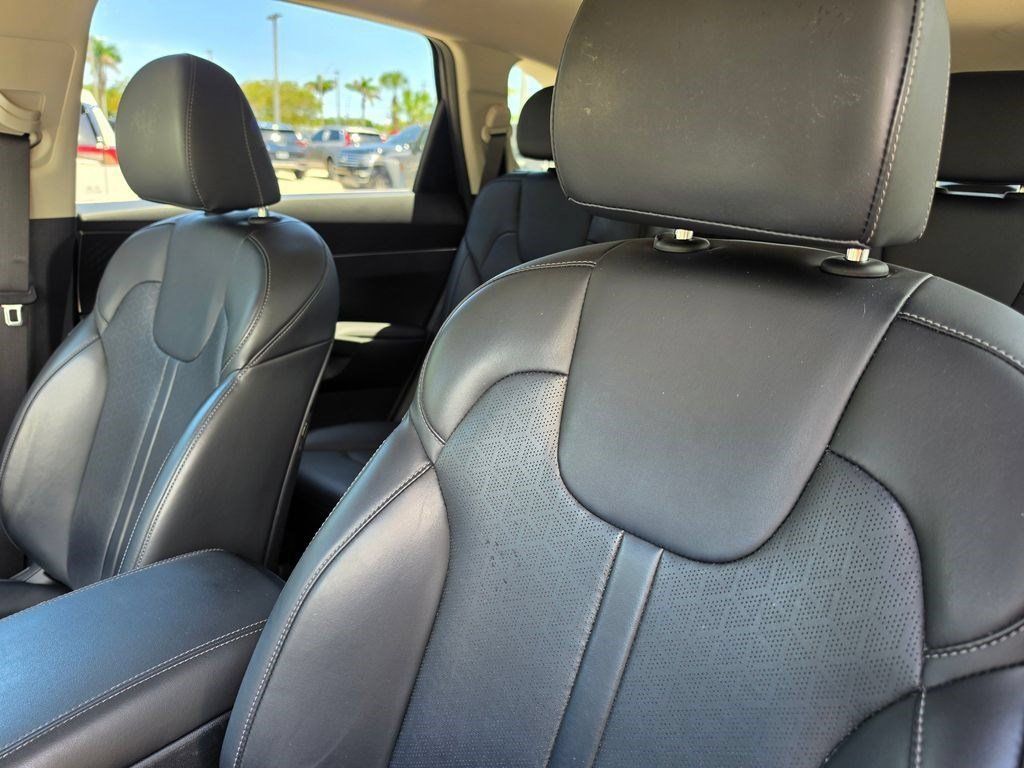 Used 2022 Kia Sorento S FWD image 9