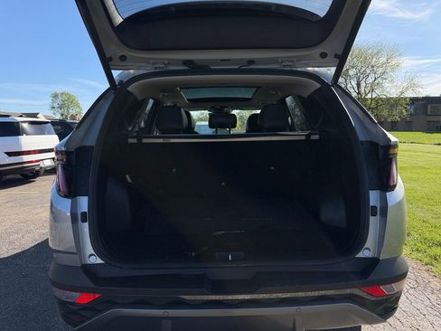 Used 2022 Hyundai Tucson Limited w/ Cargo Package AWD/4WD image 25