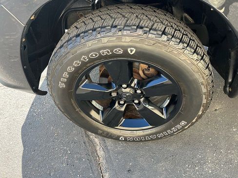Used 2018 RAM 1500 Express w/ Express Value Package AWD/4WD image 13