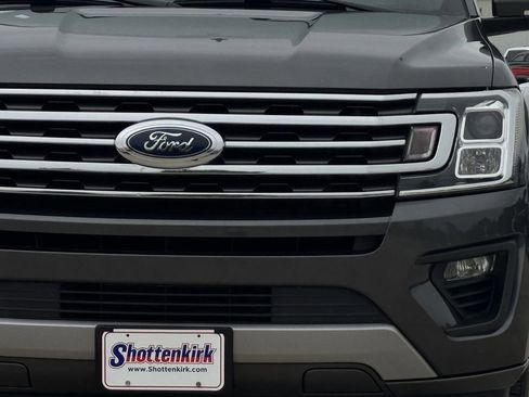 Used 2020 Ford Expedition Max XLT w/ Equipment Group 202A RWD image 8