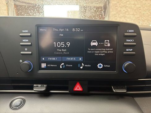 New 2026 Hyundai Elantra Sport FWD image 19