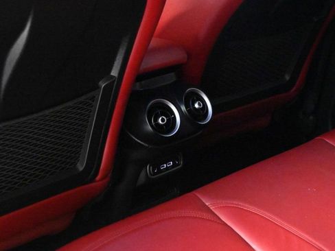 Used 2022 Alfa Romeo Stelvio Sprint image 18