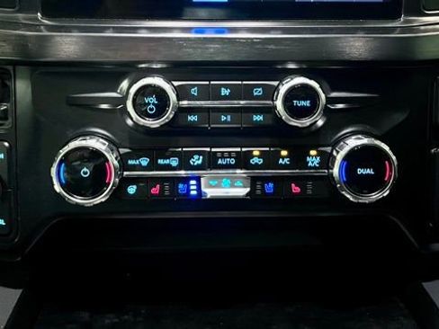 Used 2024 Ford F250 Lariat w/ FX4 Off-Road Package AWD/4WD image 31