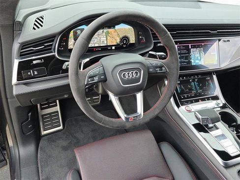 New 2025 Audi RS Q8 performance image 16