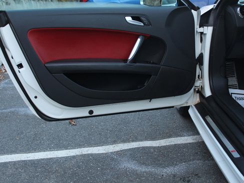 Used 2009 Audi TTS 2.0T Coupe image 12