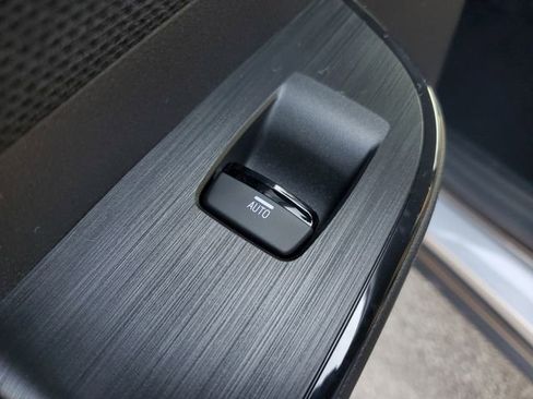 New 2026 Subaru Outback Premium image 15