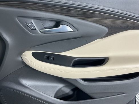 Used 2019 Buick Envision Preferred image 13