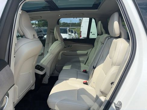 Used 2023 Volvo XC90 B6 Ultimate AWD/4WD image 19