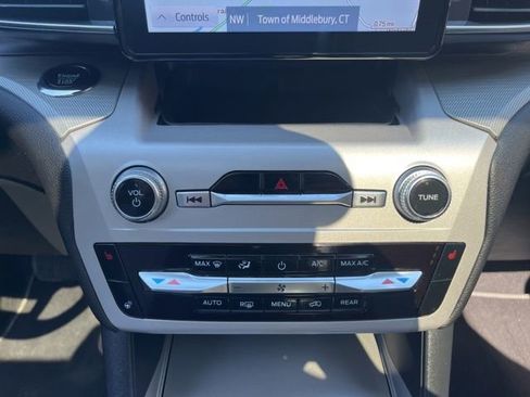 Used 2023 Ford Explorer XLT w/ Equipment Group 202A AWD/4WD image 54