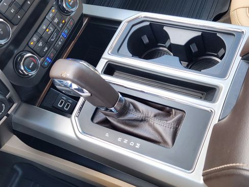 Used 2019 Ford F150 Lariat AWD/4WD image 15