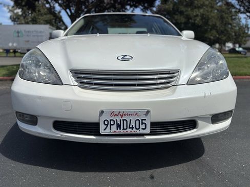 Used 2004 Lexus ES 330 FWD image 3