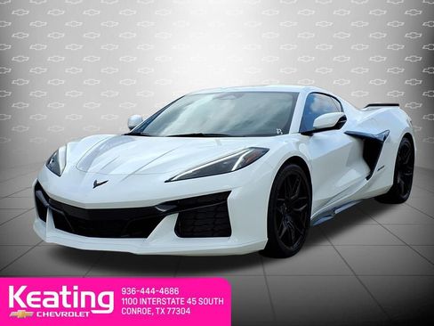 Used 2024 Chevrolet Corvette Z06 image 8