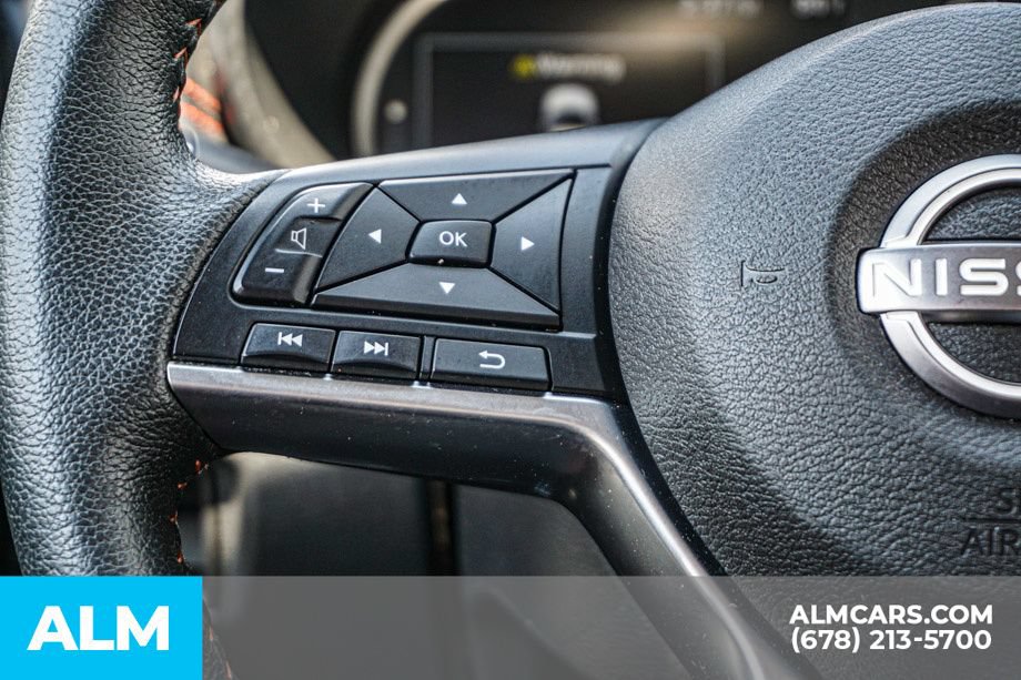 Used 2024 Nissan Versa SR FWD image 28
