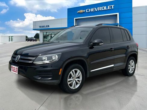 Used 2016 Volkswagen Tiguan S FWD image 1