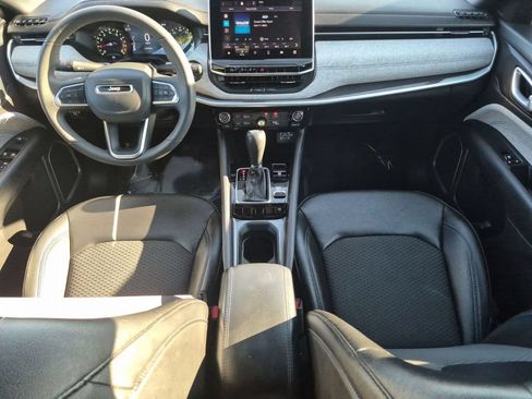 Used 2024 Jeep Compass Latitude AWD/4WD image 28