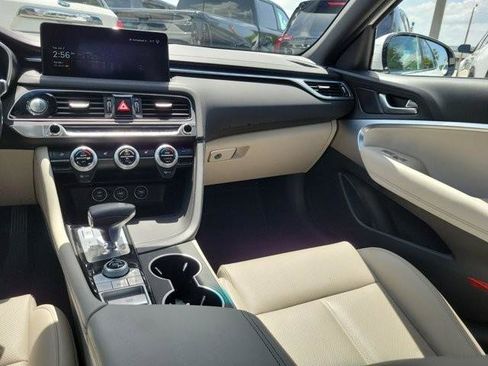 Used 2023 Genesis G70 2.0T RWD image 16