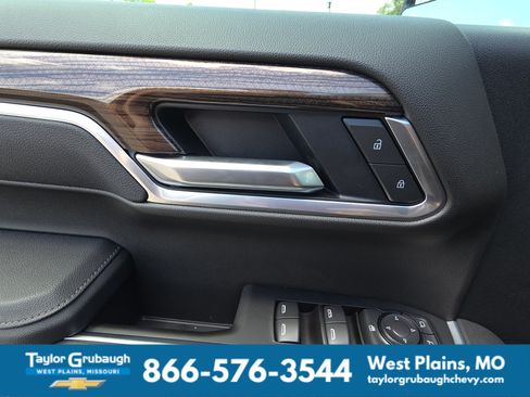 New 2026 Chevrolet Silverado 1500 RST w/ RST Select Package AWD/4WD image 14