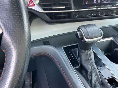 Used 2021 Toyota Sienna XSE AWD/4WD image 39