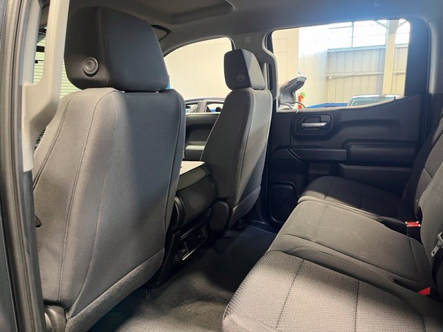 Used 2022 Chevrolet Silverado 1500 Custom w/ Safety Confidence Package RWD image 18