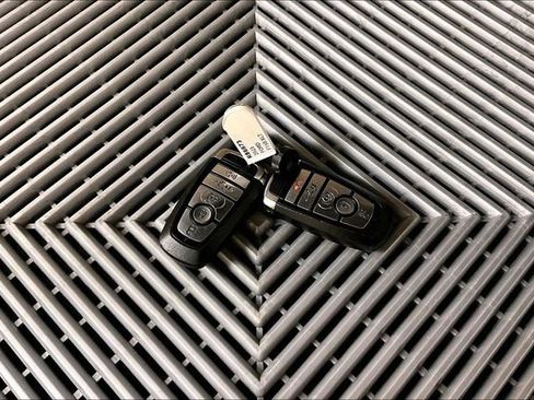 Used 2023 Ford F150 XLT w/ Equipment Group 302A High image 11